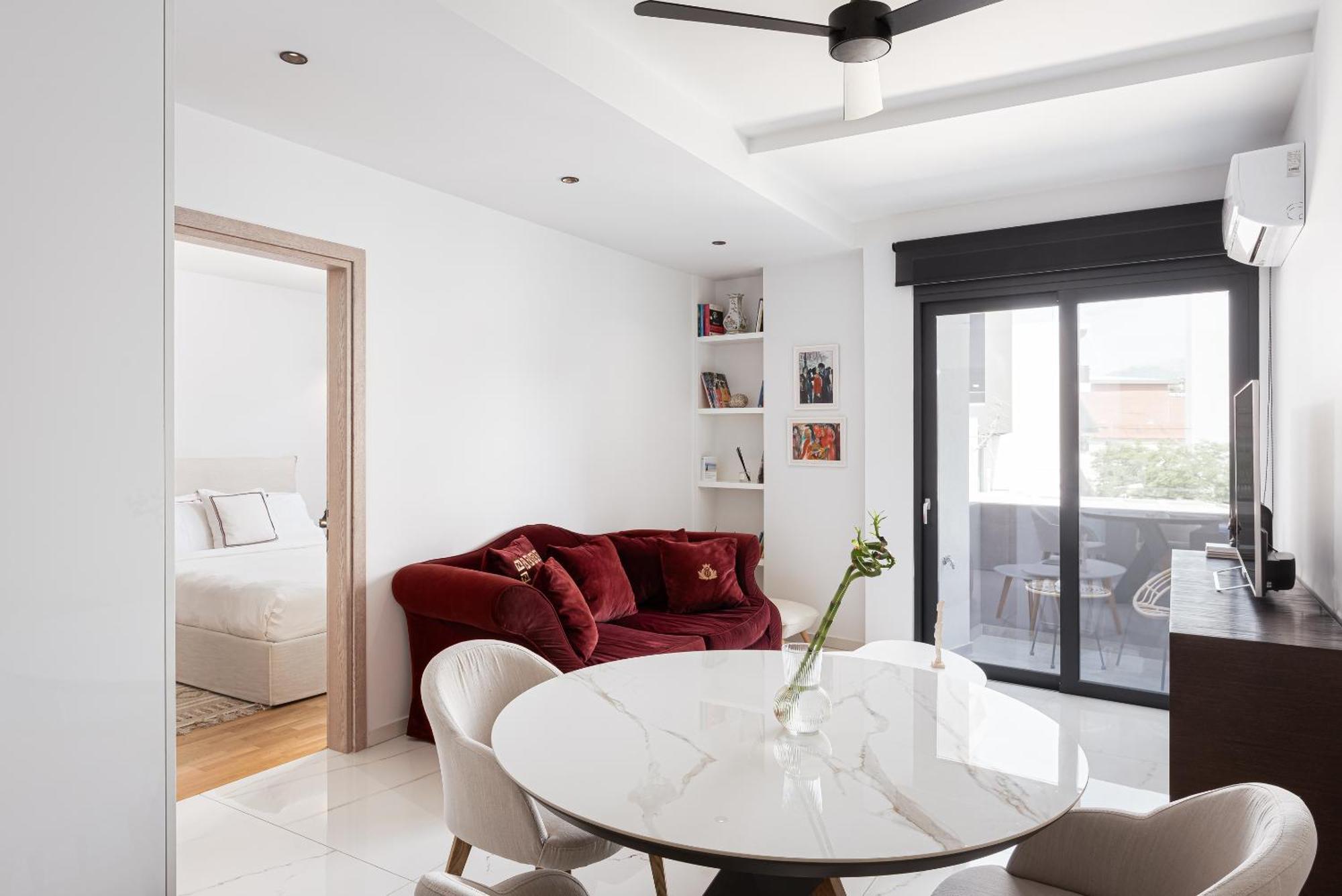 Luxury Apartment, Center, 